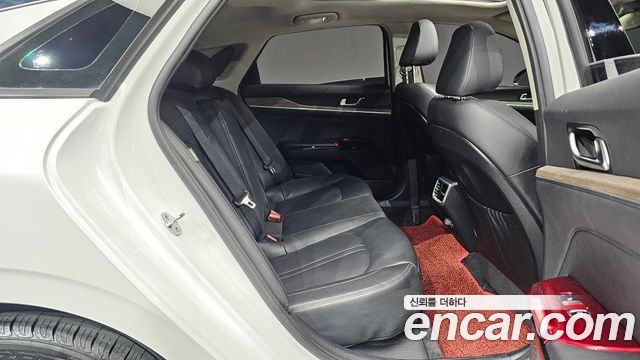 Kia K5 (III) 2.0 Noblesse 2022 — фото 12