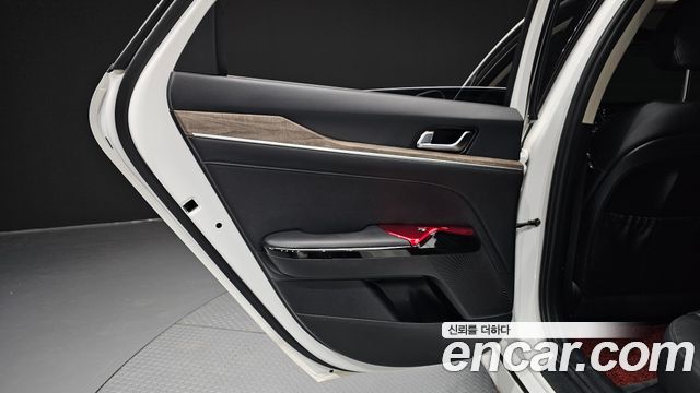 Kia K5 (III) 2.0 Noblesse 2022 — фото 25