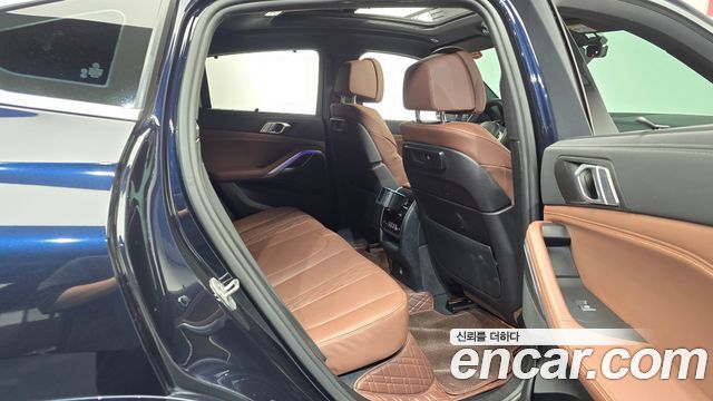BMW X6 (G06) xDrive40i M Sport 2022 — фото 11