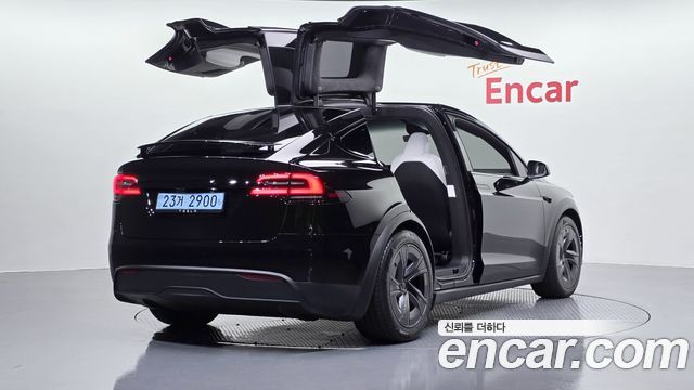 Tesla Model X AWD 2026 — фото 2