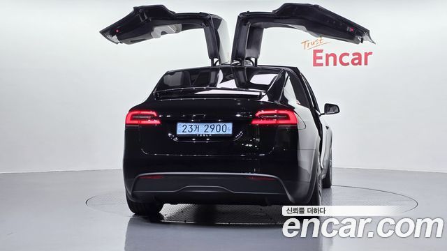 Tesla Model X AWD 2026 — фото 4