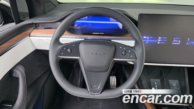 Tesla Model X AWD 2026 — фото 13