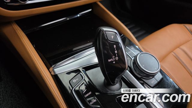 BMW 5 Series (G30) 520d Luxury Special Edition 2018 — фото 9