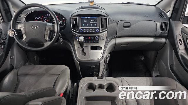 Hyundai Grand Starex 12-Seater LPi Smart 2020 — фото 7