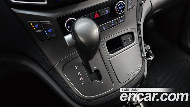 Hyundai Grand Starex 12-Seater LPi Smart 2020 — фото 9