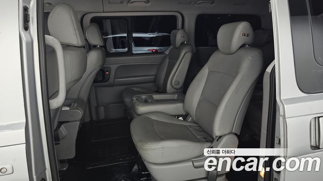Hyundai Grand Starex 12-Seater LPi Smart 2020 — фото 12