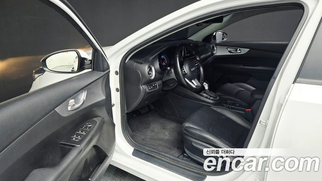 Kia K3 (II) 1.6 Prestige 2022 — фото 10