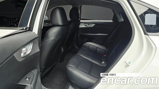 Kia K3 (II) 1.6 Prestige 2022 — фото 16