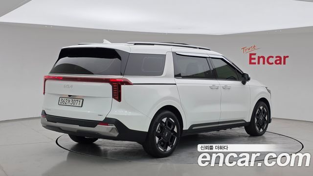 Kia Carnival (IV) HEV 9seater Signature 2025 — фото 2