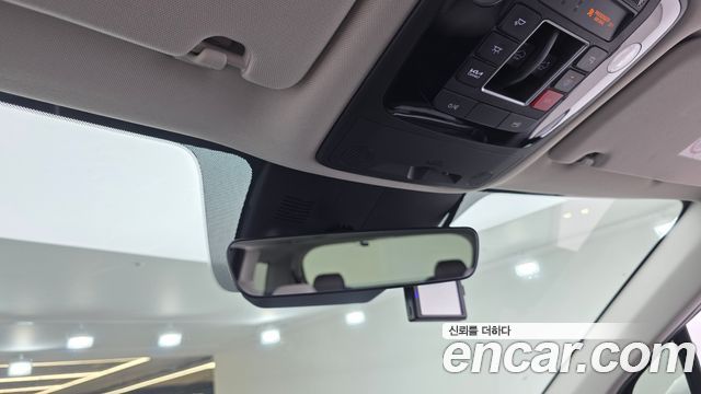 Kia Carnival (IV) HEV 9seater Signature 2025 — фото 17