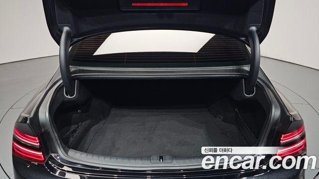 Genesis G80 (RG3) Gasoline 2.5 Turbo AWD 2025 — фото 20