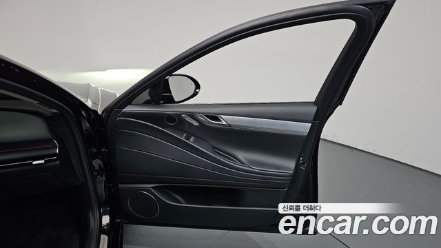 Genesis G80 (RG3) Gasoline 2.5 Turbo AWD 2025 — фото 24