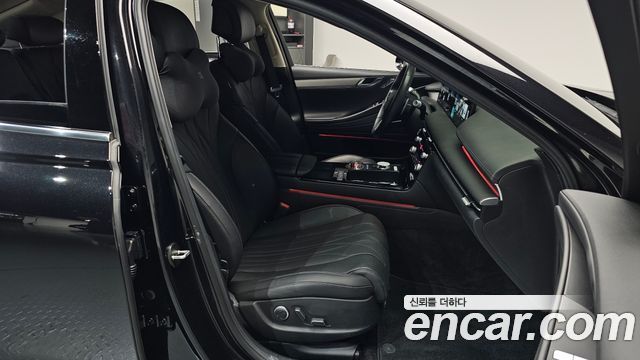 Genesis G80 (RG3) Gasoline 2.5 Turbo AWD 2025 — фото 26