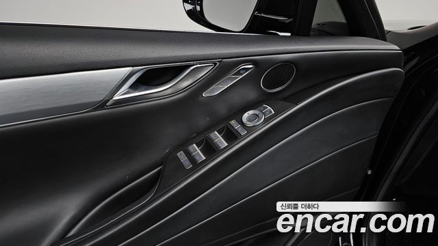 Genesis G80 (RG3) Gasoline 2.5 Turbo AWD 2025 — фото 32