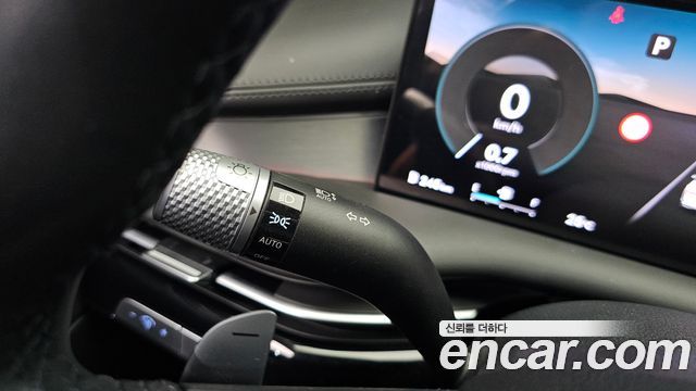 Genesis G80 (RG3) Gasoline 2.5 Turbo AWD 2025 — фото 34