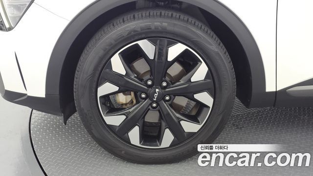 Kia Sportage (V) Gasoline 1.6 Turbo 2WD Signature Gravity 2023 — фото 5