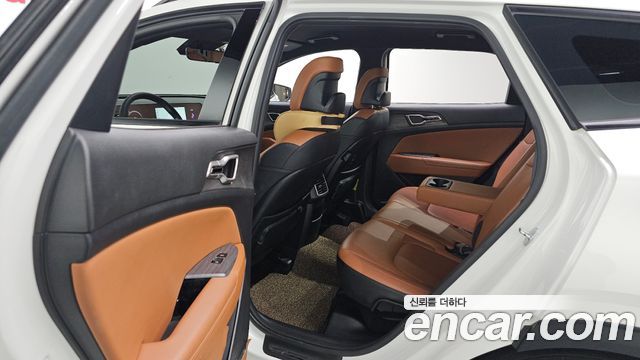 Kia Sportage (V) Gasoline 1.6 Turbo 2WD Signature Gravity 2023 — фото 19