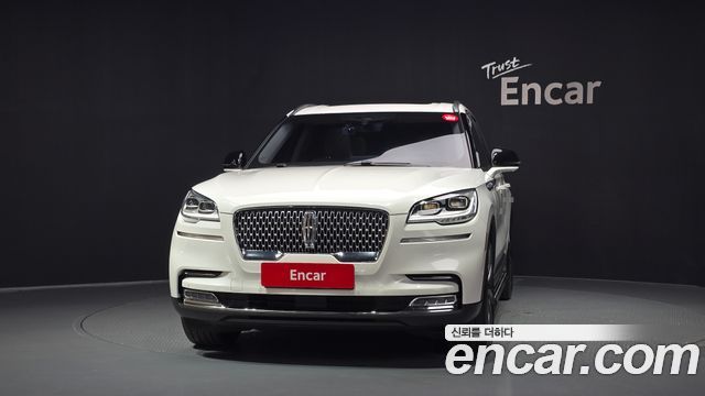 Lincoln Aviator (II) 3.0 Reserve  AWD 2022 — фото 3