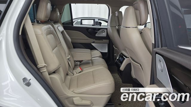 Lincoln Aviator (II) 3.0 Reserve  AWD 2022 — фото 11