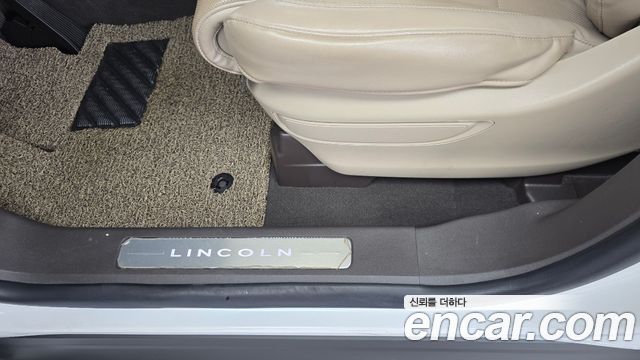 Lincoln Aviator (II) 3.0 Reserve  AWD 2022 — фото 32