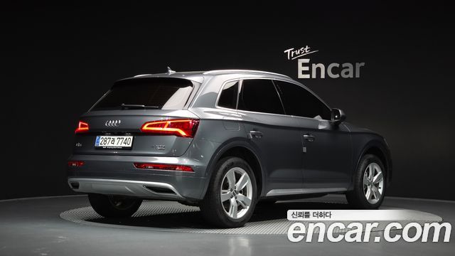 Audi Q5 (FY) 40 TDI Quattro Premium 2020 — фото 2
