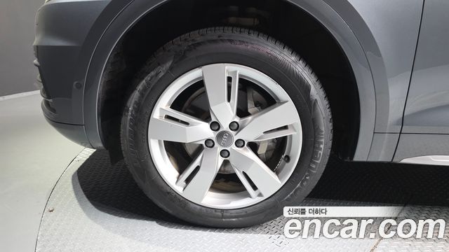 Audi Q5 (FY) 40 TDI Quattro Premium 2020 — фото 5
