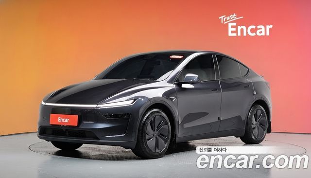 Tesla Model Y RWD
