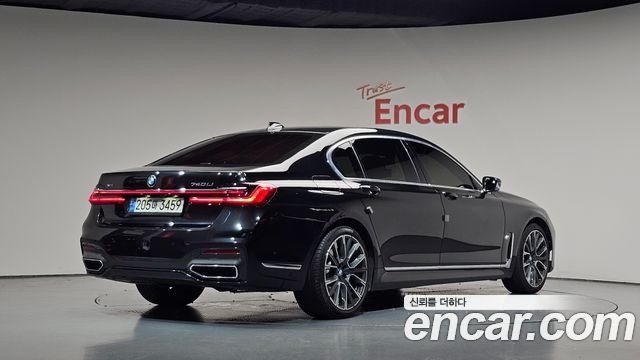 BMW 7 Series (G11) 740Li xDrive M Sport Package 2022 — фото 2