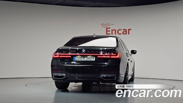BMW 7 Series (G11) 740Li xDrive M Sport Package 2022 — фото 4
