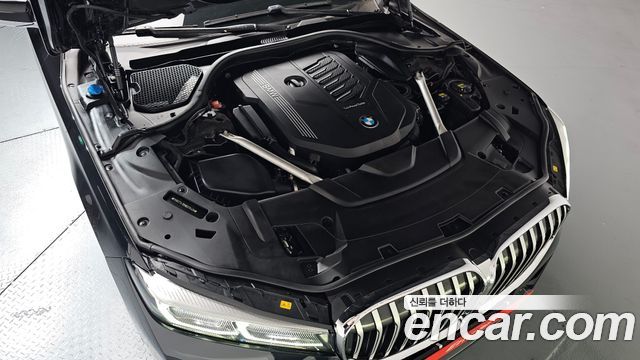 BMW 7 Series (G11) 740Li xDrive M Sport Package 2022 — фото 6
