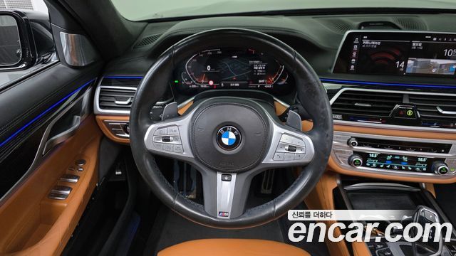 BMW 7 Series (G11) 740Li xDrive M Sport Package 2022 — фото 17