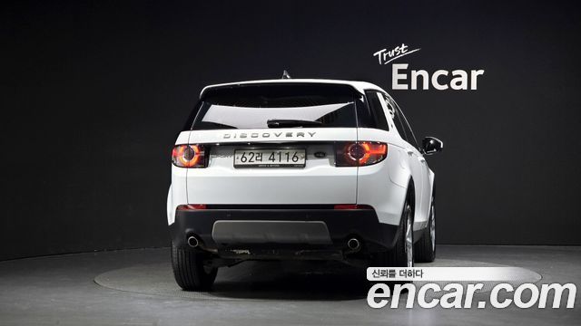 Land Rover Discovery Sport 2.0 TD4 SE 2018 — фото 4