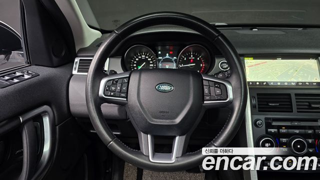 Land Rover Discovery Sport 2.0 TD4 SE 2018 — фото 13