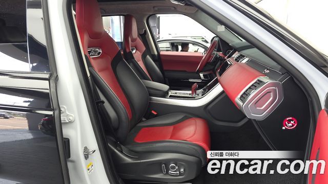 Land Rover Range Rover Sport (II) 5.0 SVR 2019 — фото 11