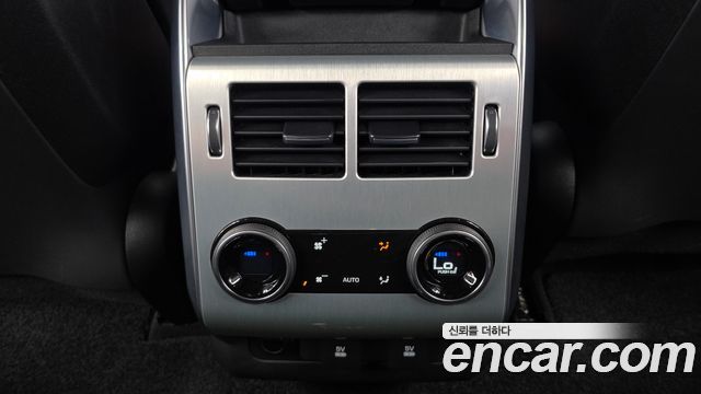 Land Rover Range Rover Sport (II) 5.0 SVR 2019 — фото 19
