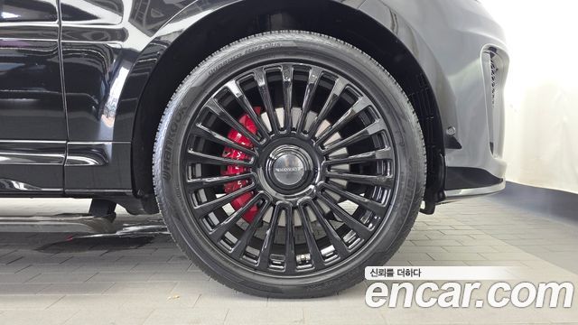 Land Rover Range Rover Sport (II) 5.0 SVR 2019 — фото 21