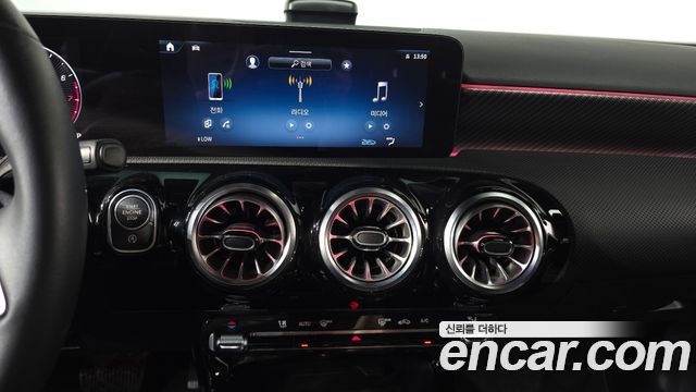 Mercedes-Benz A-Class (W177) A220 Hatchback 2025 — фото 16