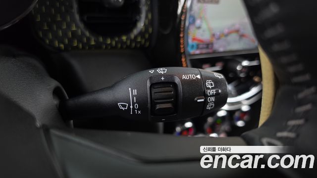 MINI Cooper Electric SE Electric 3rd 2022 — фото 19