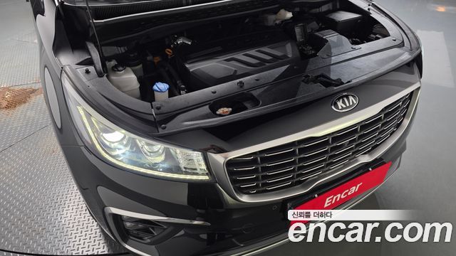 Kia Carnival 9-Seater Noblesse Special 2019 — фото 6