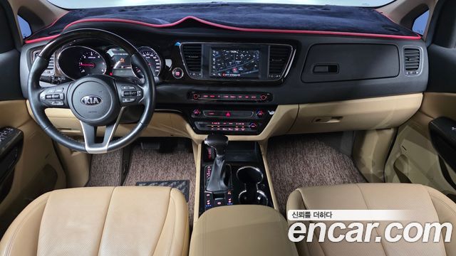 Kia Carnival 9-Seater Noblesse Special 2019 — фото 7