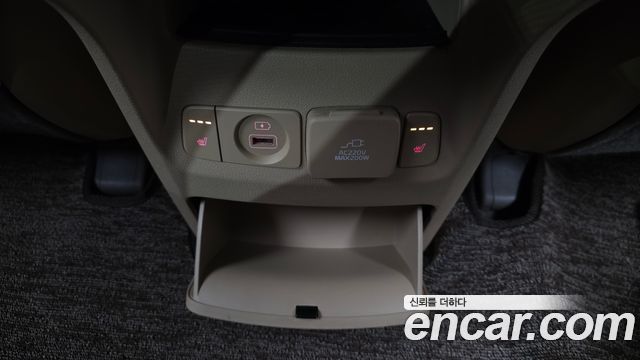 Kia Carnival 9-Seater Noblesse Special 2019 — фото 19
