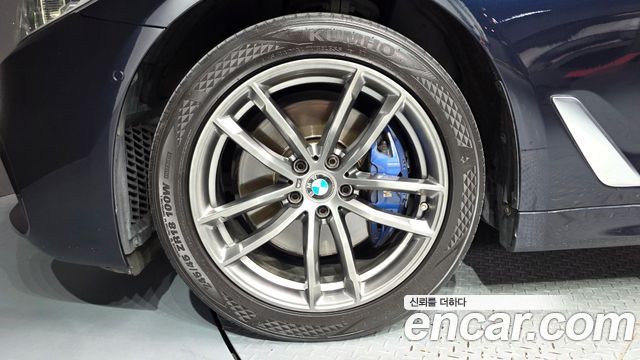 BMW 5 Series (G30) 530i xDrive M Sport Package Plus 2018 — фото 5