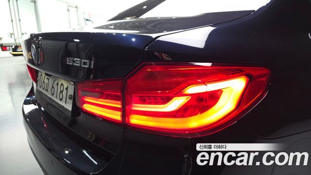 BMW 5 Series (G30) 530i xDrive M Sport Package Plus 2018 — фото 23