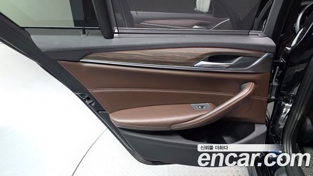BMW 5 Series (G30) 530i xDrive M Sport Package Plus 2018 — фото 25