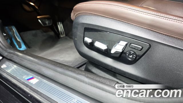 BMW 5 Series (G30) 530i xDrive M Sport Package Plus 2018 — фото 31