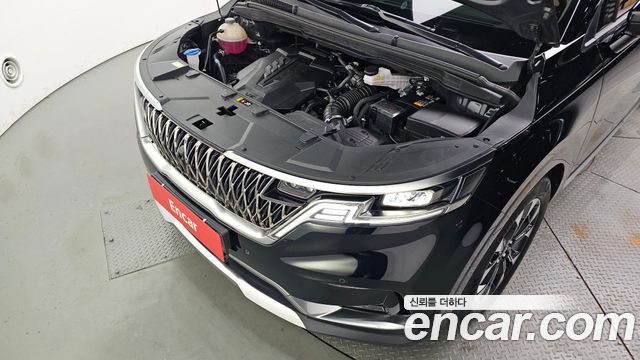 Kia Carnival (IV) Gasoline 9-Seater Signature 2023 — фото 6