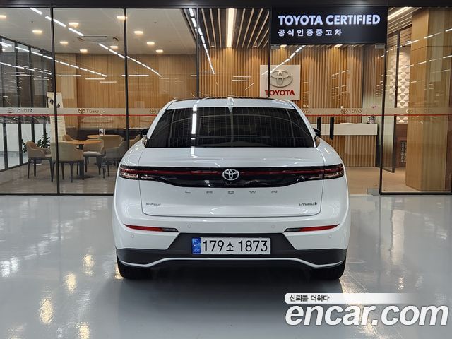 Toyota Crown Crossover 2.5 4WD Hybrid 2023 — фото 4