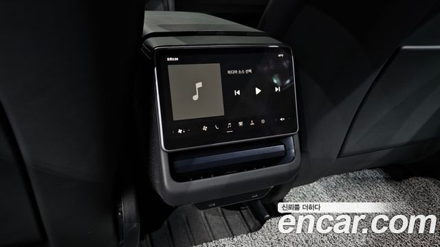 Tesla Model 3 Long Range AWD 2025 — фото 22