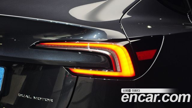 Tesla Model 3 Long Range AWD 2025 — фото 29