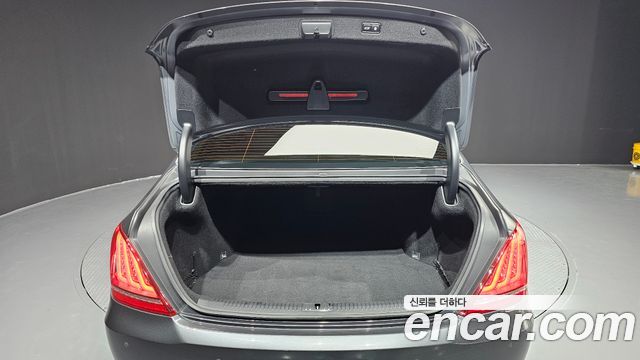 Genesis EQ900 3.3 T-GDI AWD Premiun Luxury 2016 — фото 20